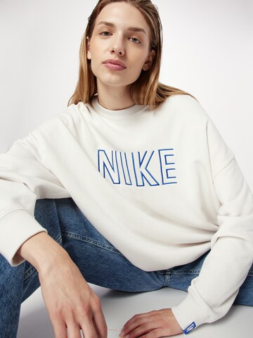 Nike Sportswear Μπλούζα φούτερ σε λευκό