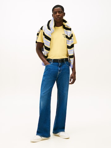 Tommy Jeans Μπλουζάκι σε κίτρινο