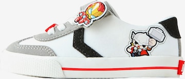 Next Tennarit 'Marvel' värissä valkoinen: etupuoli