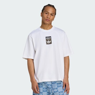 ADIDAS ORIGINALS Тениска 'Leo' в бяло: отпред