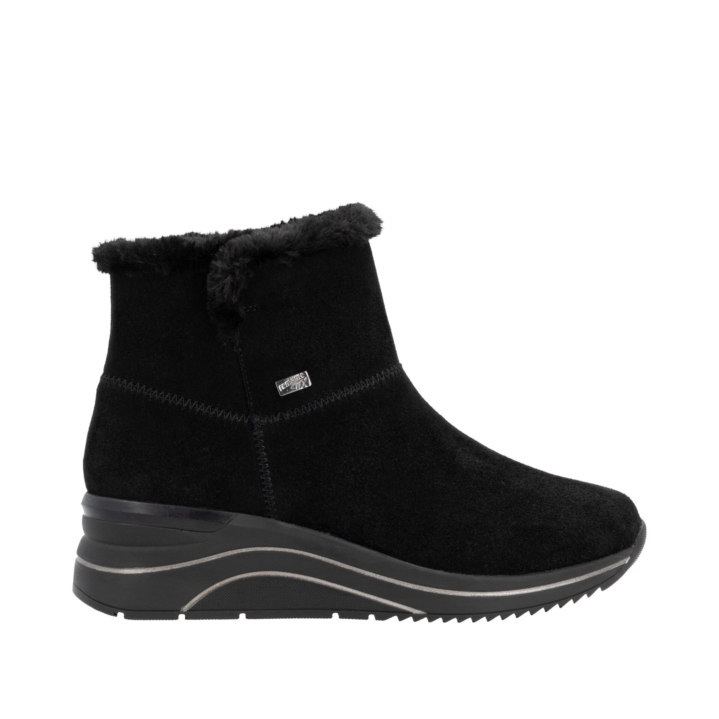 REMONTE Ankle Boots in Black