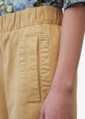Marc O'Polo DENIM Szeroka nogawka Spodnie w kolorze beżowy