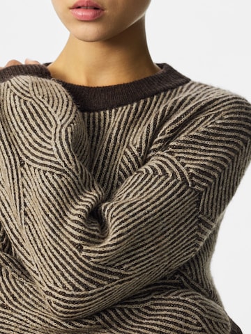 PIECES - Jersey 'PCJenna' en marrón