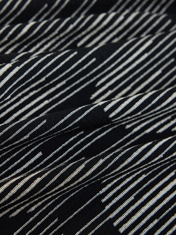 Next Shirt in Schwarz