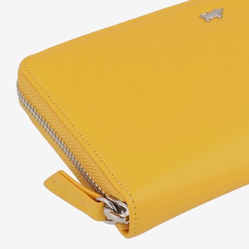 Braun Büffel Wallet 'Joy' in Yellow