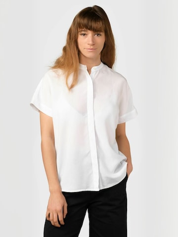 Klitmøller Collective Shirt ' Li ' in White: front