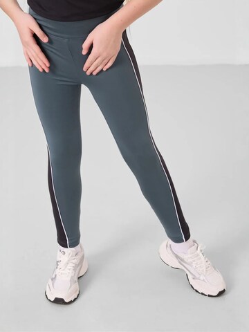 Survêtement 'Aktive Sets' Tommy Life en gris