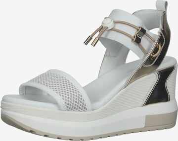 Nero Giardini Sandals in White: front