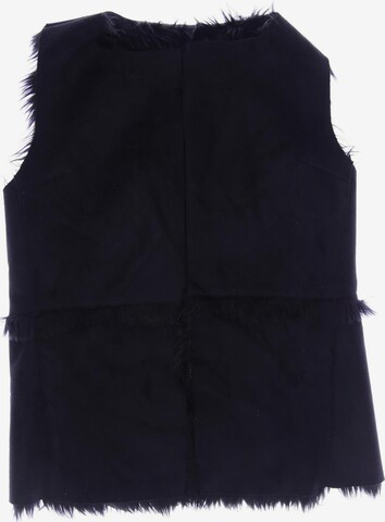HOLLISTER Vest in XS in Black: front