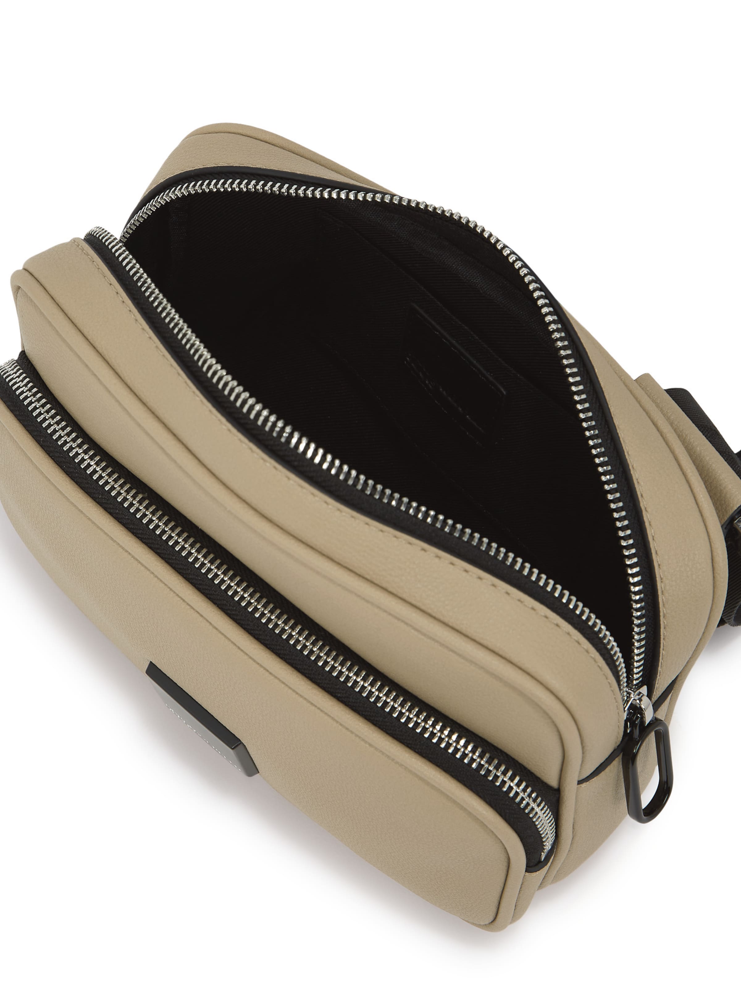 KARL LAGERFELD JEANS Axelremsväska i brun