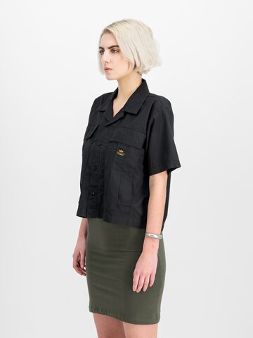 ALPHA INDUSTRIES Blus i svart: framsida