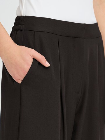 ICHI Baggy Pleat-Front Pants 'IHFAVA' in Black