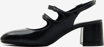 Desa Slingback pumps 'DESA Damenschuhe mit Schnallendetail aus Lackleder und Blockabsatz' in Black: front