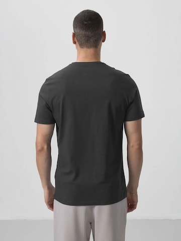 Tommy Life Shirt in Grey