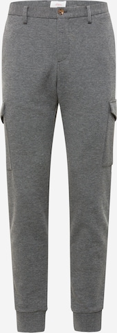 s.Oliver Tapered Cargo trousers in Grey: front