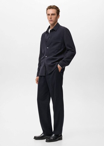 MANGO MAN Comfort Fit Übergangsjacke 'Alludia' in Blau