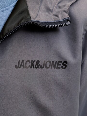 Jack & Jones Junior - Chaqueta de entretiempo 'JJERush' en gris