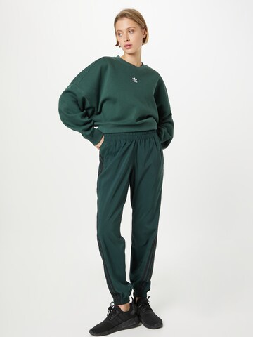 ADIDAS SPORTSWEAR Tapered Sportbroek in Groen