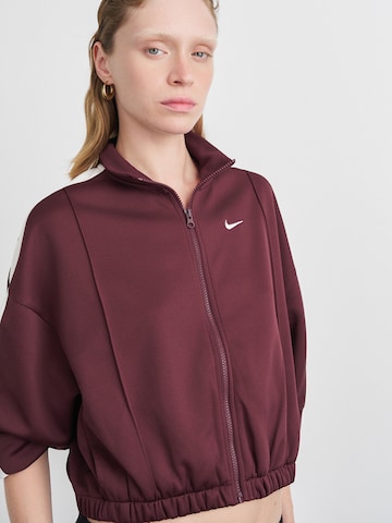 Nike Sportswear - Casaco em moletão em vermelho