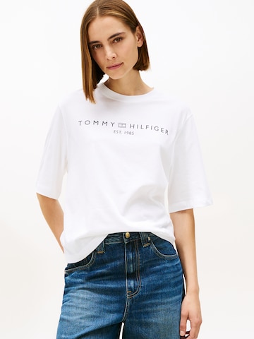 Tricou de la TOMMY HILFIGER pe alb: față