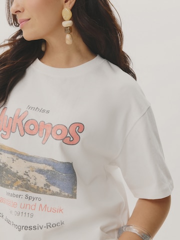KAVAZI Shirt in White