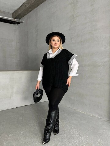 Stil Diva Pullover‌‌‌‌‌‌‌ in Schwarz: Vorderseite