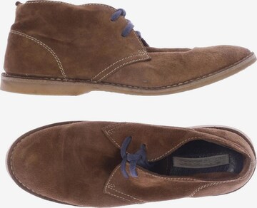 Buffalo London Flats & Loafers in 39 in Brown: front