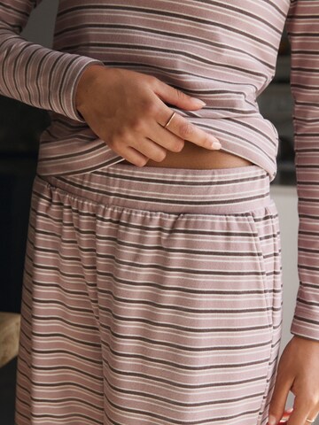self. - Pijama en rosa