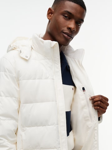 TOMMY HILFIGER Prehodna jakna | bela barva