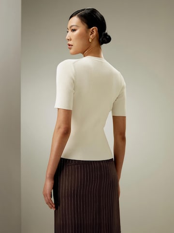 Lilysilk Shirt 'Essential Seidenstrick Oberteil' in Wit