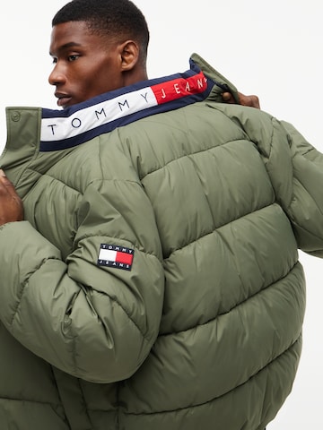 Tommy Jeans - Casaco meia-estação 'VAIL' em verde