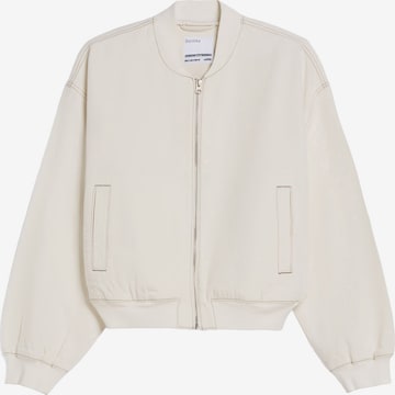 Bershka Between-Season Jacket in White: front