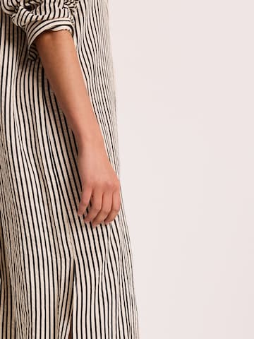 Next Kleid in Schwarz