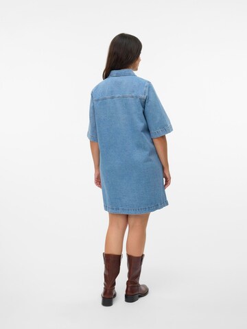 Vero Moda Curve - Vestido camisero en azul