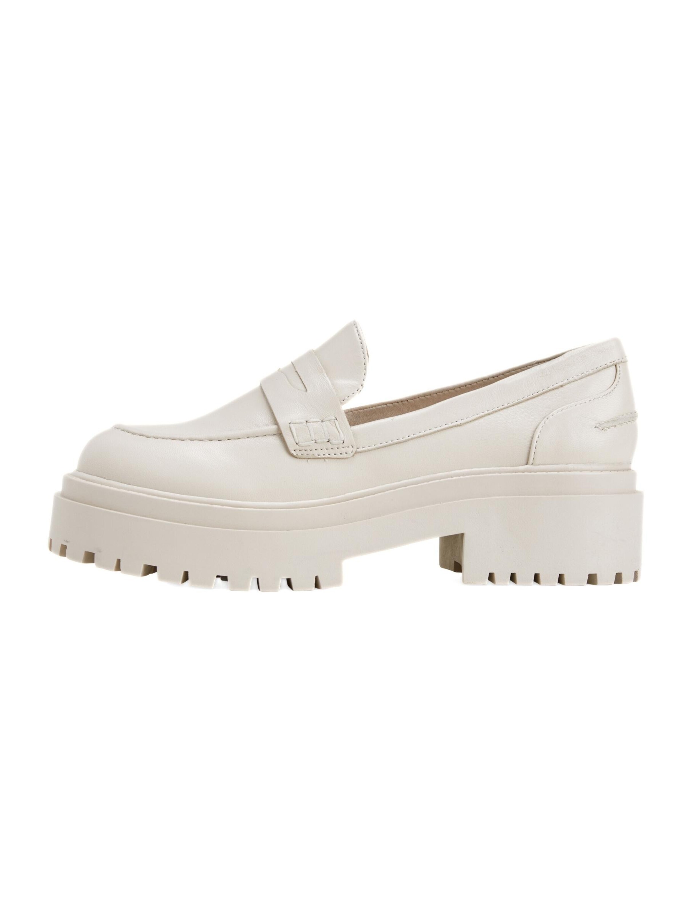 Mangara Atelier Moccasins 'Mocassin Penny Plateforme Carvalho — Blanc Cassé' in Beige: front