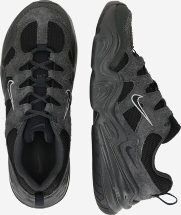 Sneaker low 'TECH HERA' de la Nike Sportswear pe gri