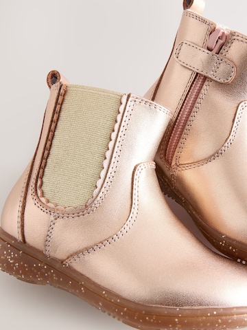 Next Boot in Gold