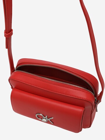 Borsa a tracolla di Calvin Klein in rosso