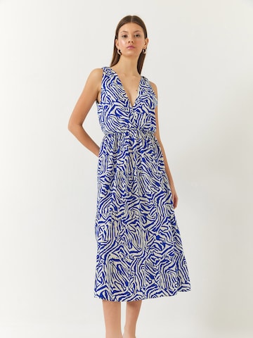 Bianco Lucci Jurk in Blauw: voorkant