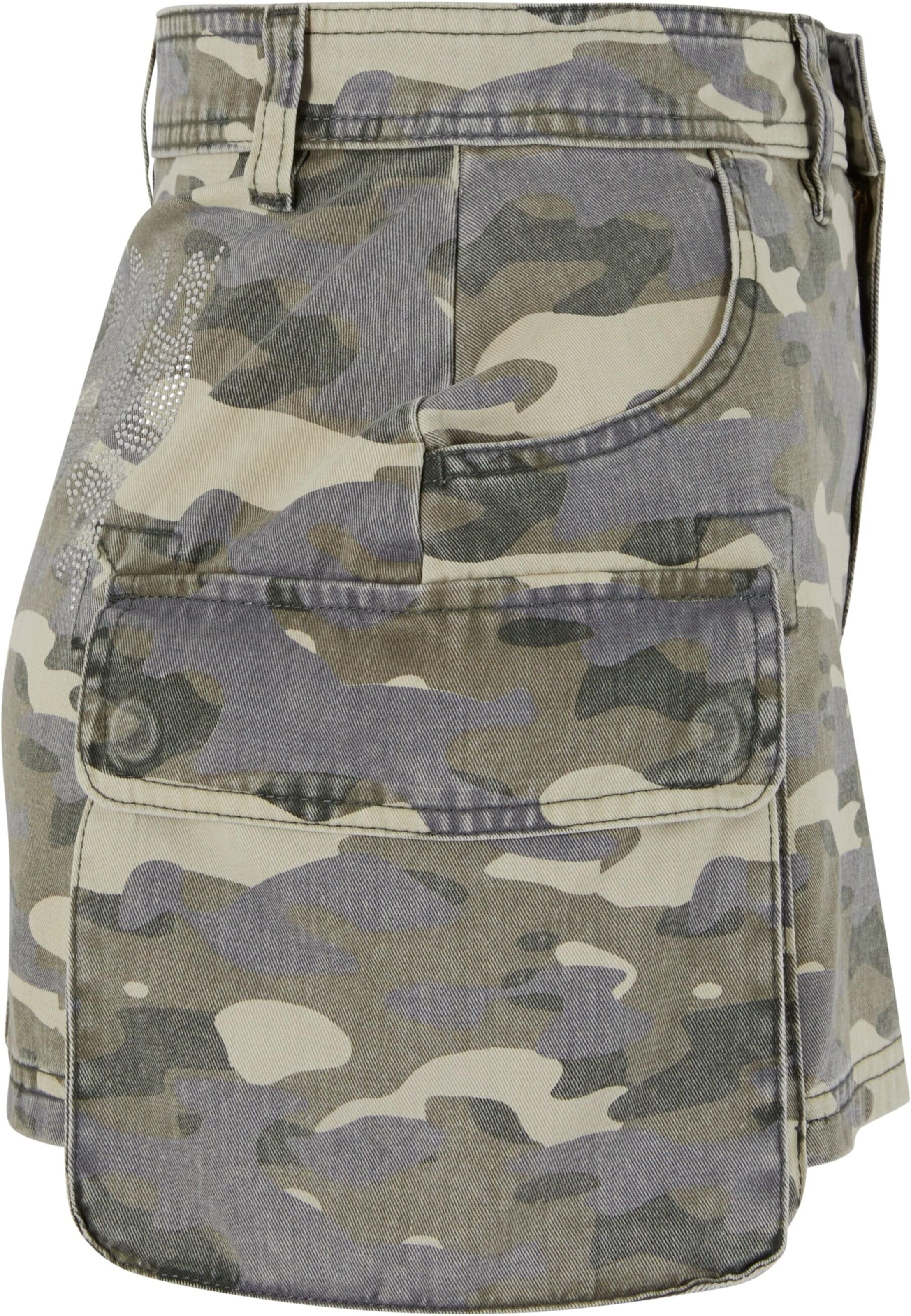 Felicious Пола в зелено