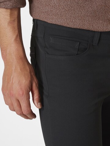 PADDOCKS Regular Pants in Black