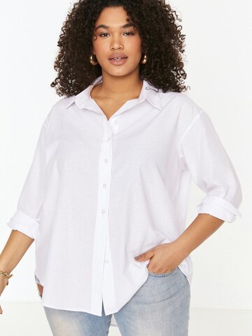 Trendyol Curve Blouse in Wit