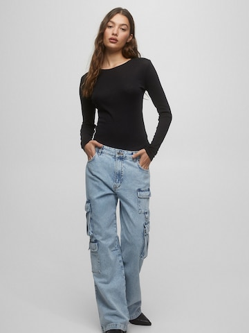 Wide Leg Jeans cargo Pull&Bear en bleu : devant