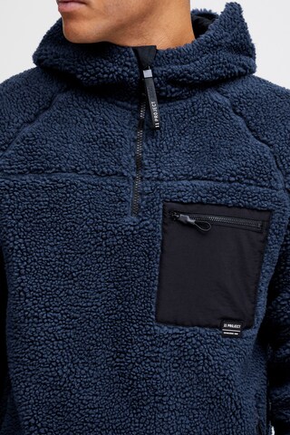 11 Project Pullover 'Rone' in Blau