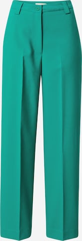 Peppercorn Loose fit Pleated Pants 'Ginette' in Green: front