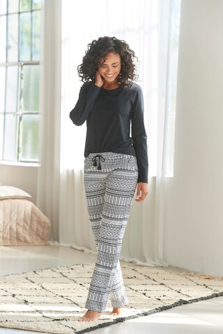 VIVANCE Pajama in Black: front