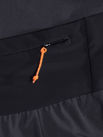 MAMMUT Regular Sporthose 'Aenergy TR 2in1' in Schwarz