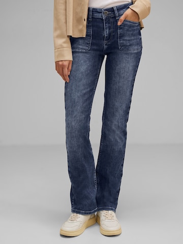 STREET ONE Bootcut Jeans in Blauw: voorkant