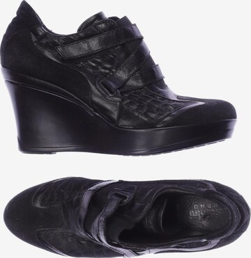 Baldinini Flats & Loafers in 39 in Black: front