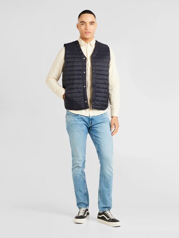 Gilet 'VLAD' Pepe Jeans en noir